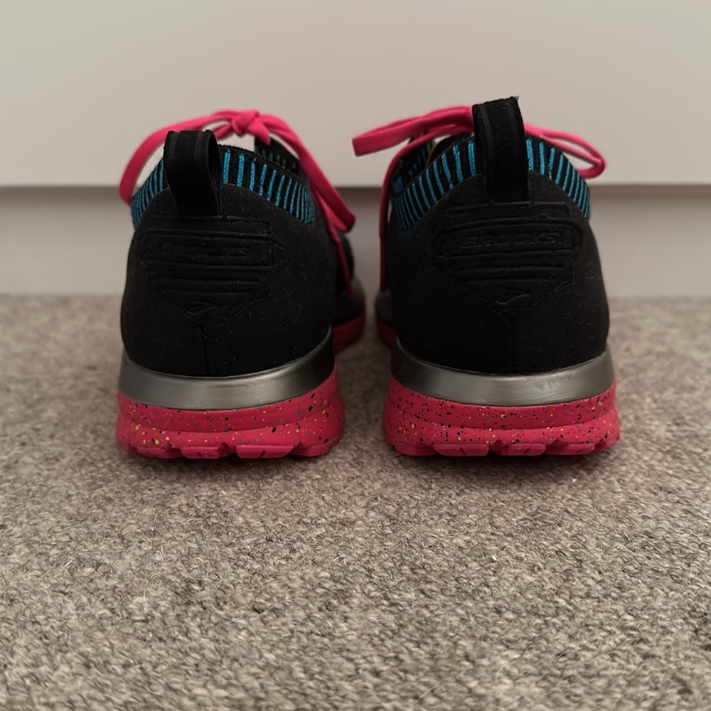 Brooks Ricochet LE W8.5 - Picture 3 of 7